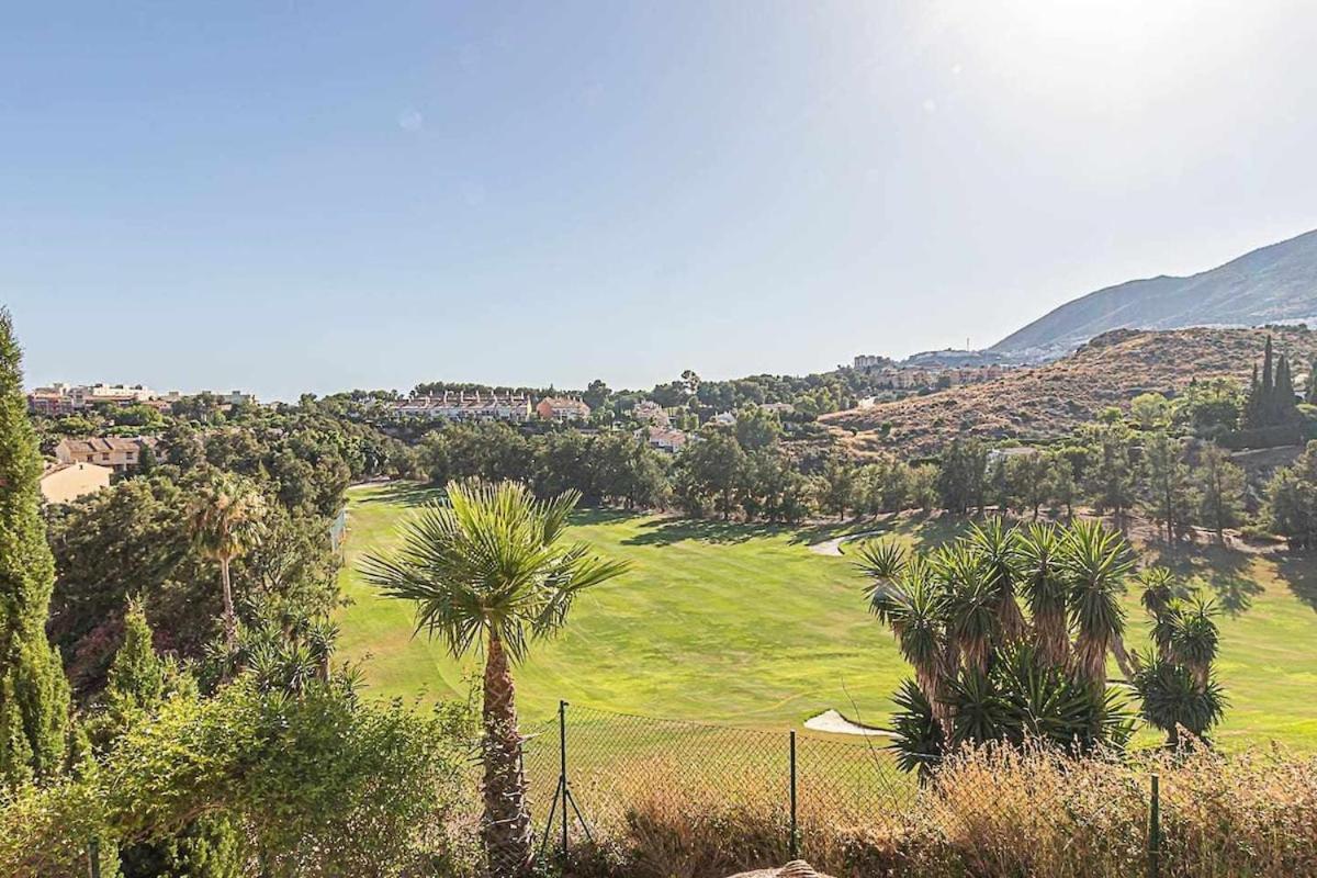 797 Holiday Rentals - Moderno Piso Para 5 Con Hermosas Vistas Benalmádena Extérieur photo