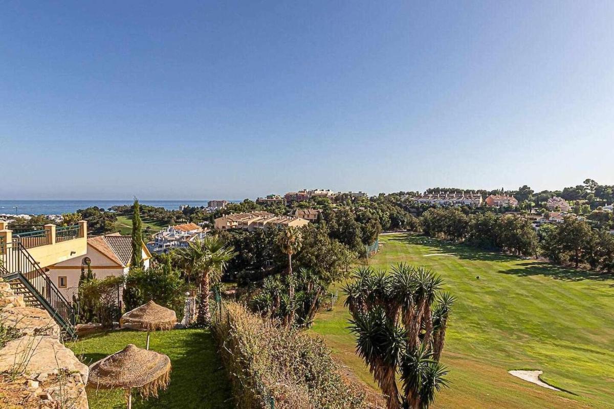 797 Holiday Rentals - Moderno Piso Para 5 Con Hermosas Vistas Benalmádena Extérieur photo