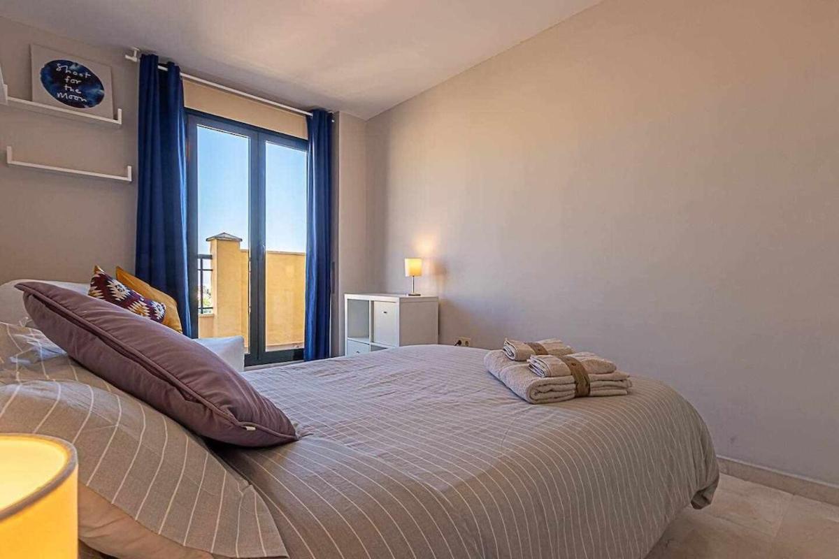 797 Holiday Rentals - Moderno Piso Para 5 Con Hermosas Vistas Benalmádena Extérieur photo